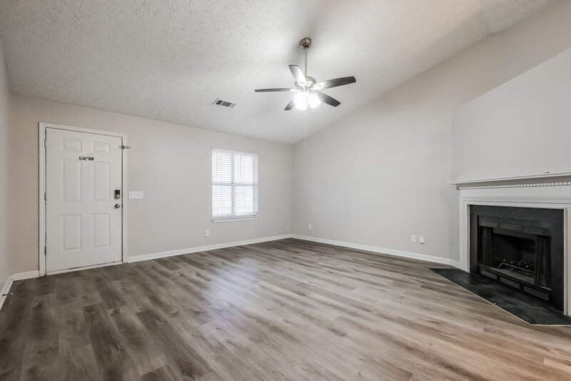 1,865/Mo, 1054 Braddock Cir Woodstock, GA 30189 Living Room View