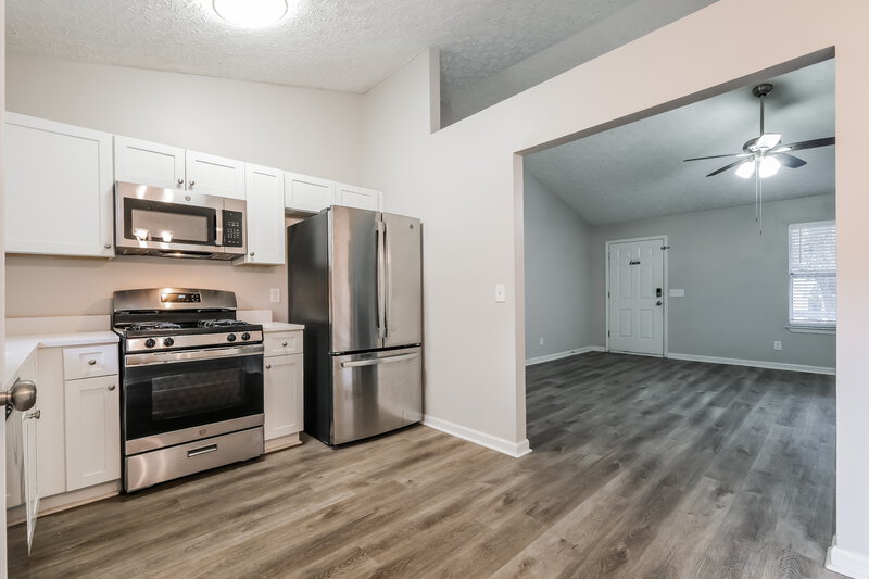 1,865/Mo, 1054 Braddock Cir Woodstock, GA 30189 Kitchen View 2