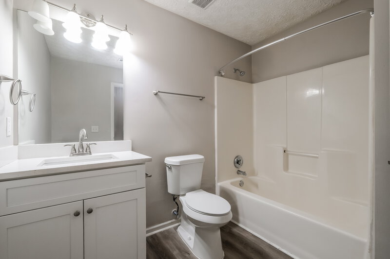 1,865/Mo, 1054 Braddock Cir Woodstock, GA 30189 Bathroom View