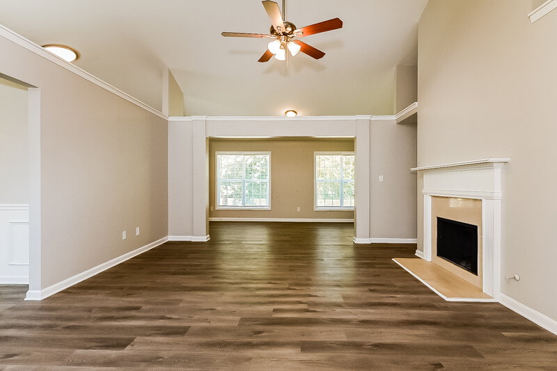 2,105/Mo, 433 Eglington Trl Locust Grove, GA 30248 Living Room View