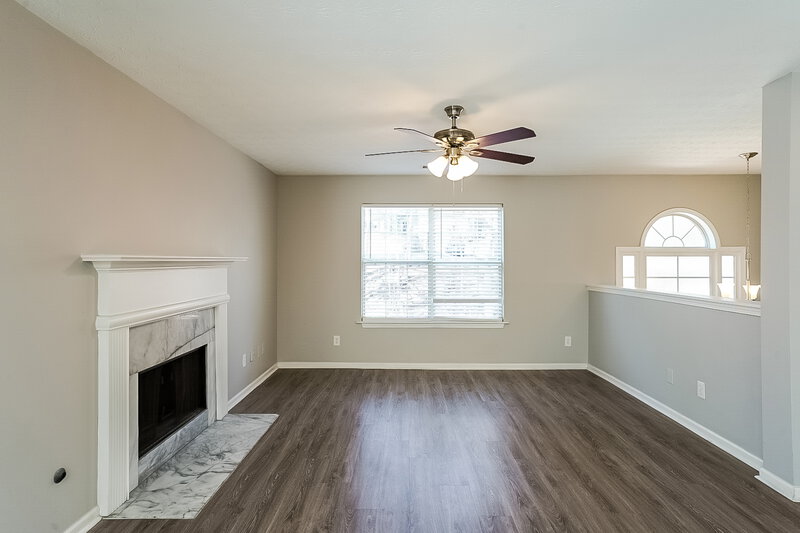 2,000/Mo, 7092 Shenandoah Trl Austell, GA 30168 Living Room View 2