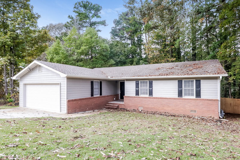 1,715/Mo, 1609 Sugar Plum Dr SW Conyers, GA 30094 Front View