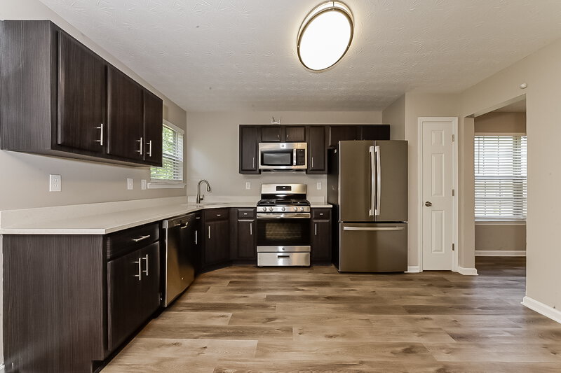 3,280/Mo, 1780 Bennett Dr McDonough, GA 30253 Kitchen View 2