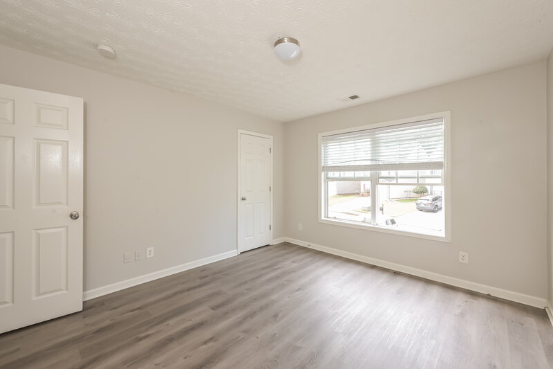 1,805/Mo, 418 Double Creek Dr Lawrenceville, GA 30045 Bedroom View