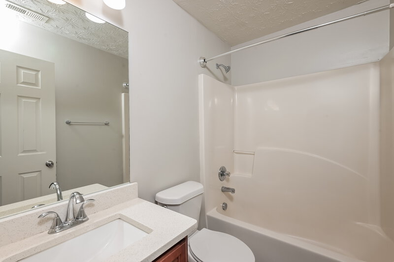 1,805/Mo, 418 Double Creek Dr Lawrenceville, GA 30045 Bathroom View