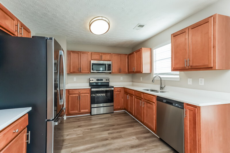 1,885/Mo, 1035 Saint Augustine Pkwy Locust Grove, GA 30248 Kitchen View