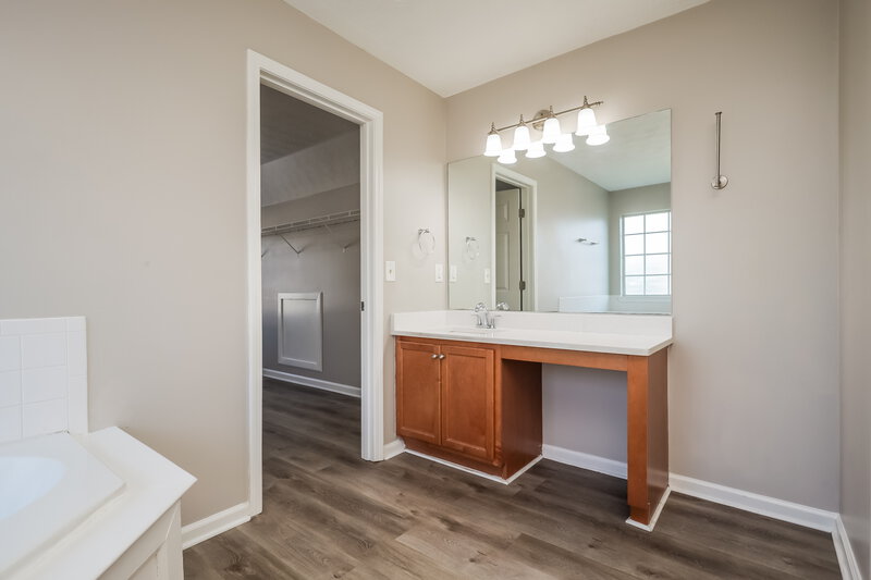 1,885/Mo, 1035 Saint Augustine Pkwy Locust Grove, GA 30248 Main Bathroom View