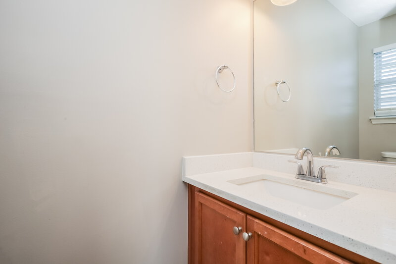 1,885/Mo, 1035 Saint Augustine Pkwy Locust Grove, GA 30248 Bathroom View 2