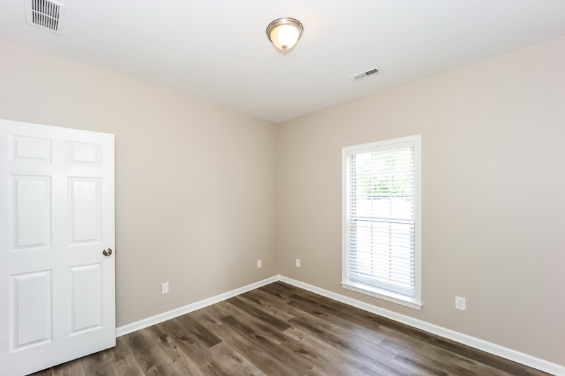 2,110/Mo, 109 High Point North Dr Newnan, GA 30265 Bedroom View 2