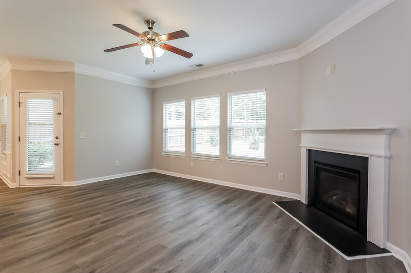 3,110/Mo, 216 Preserve Dr Newnan, GA 30263 Living Room View 2