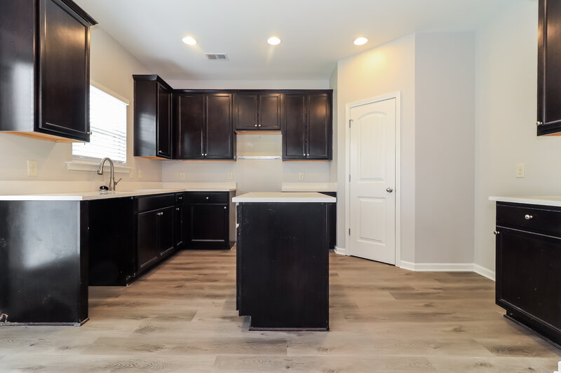 2,085/Mo, 11 Samuel Way NW Cartersville, GA 30121 Kitchen View