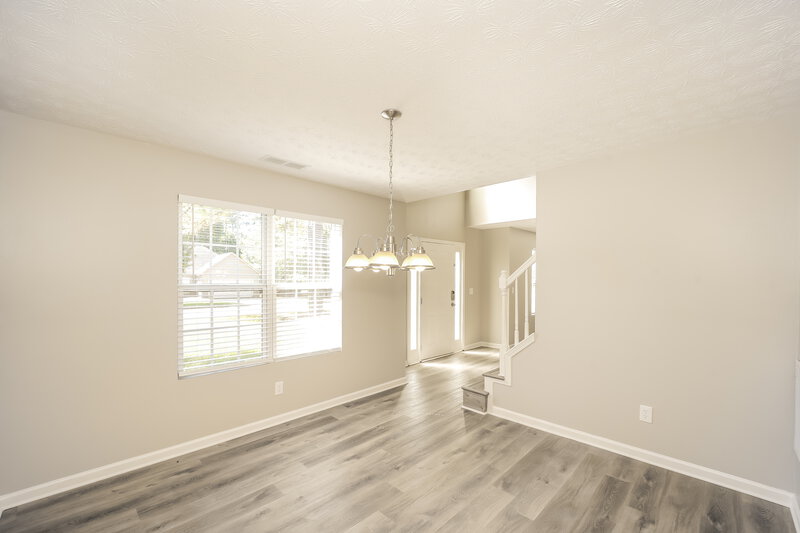 2,275/Mo, 3246 Lindas Cir SE Conyers, GA 30013 Dining Room View