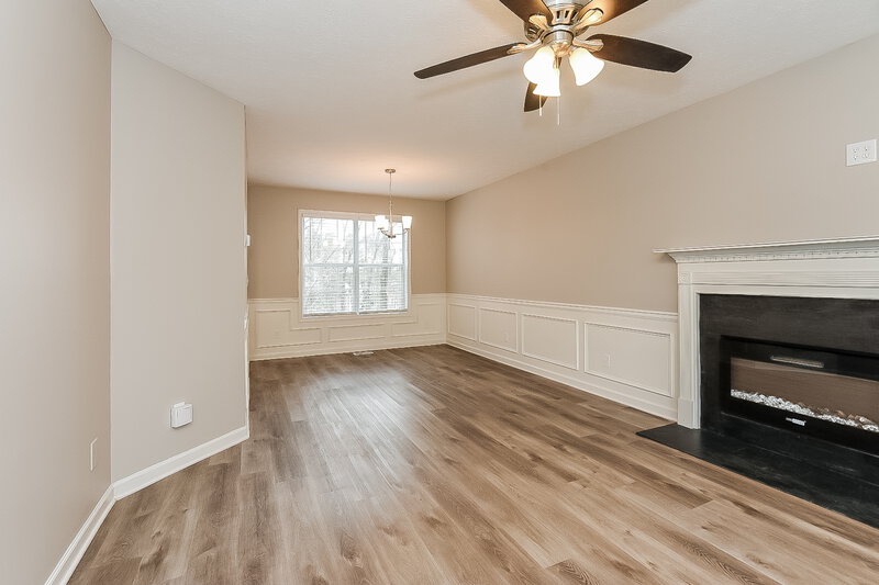 2,080/Mo, 505 Misty Crk Canton, GA 30114 Living Room View