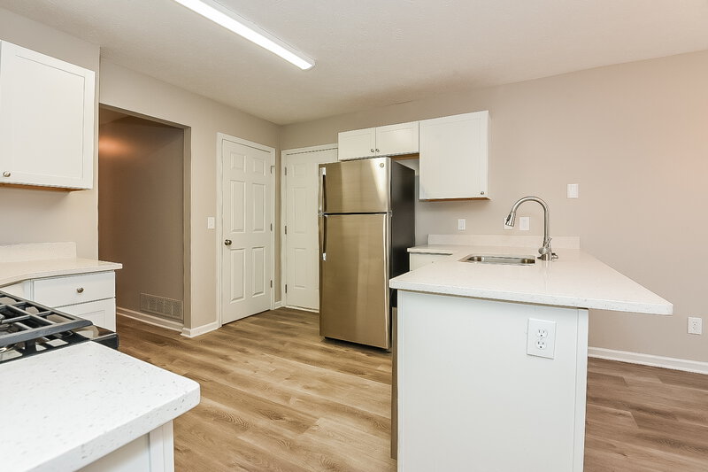2,080/Mo, 505 Misty Crk Canton, GA 30114 Kitchen View 3