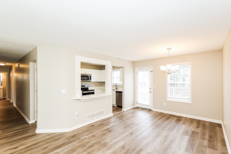 1,680/Mo, 205 Winchester Dr Villa Rica, GA 30180 Dining Room View