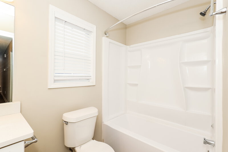 1,680/Mo, 205 Winchester Dr Villa Rica, GA 30180 Bathroom View