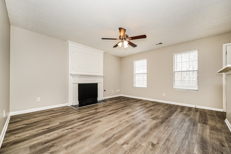 2,175/Mo, 2844 Cedar Trace Dr Ellenwood, GA 30294 Living Room View