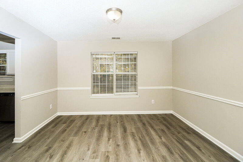 2,500/Mo, 852 Cascade Xing SW Atlanta, GA 30331 Dining Room View