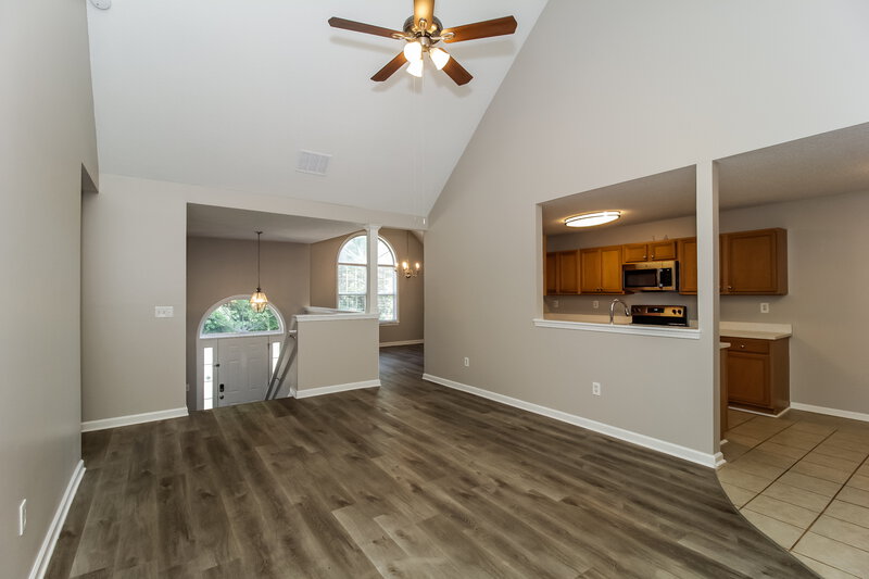 2,790/Mo, 764 Crystal Bay Rd Villa Rica, GA 30180 Living Room View 2