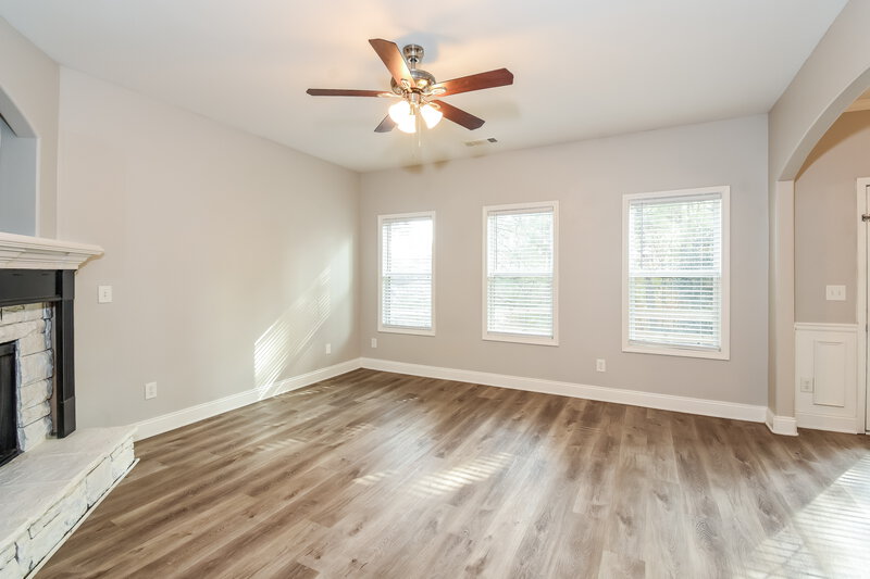1,965/Mo, 1521 Lily Valley Dr Lawrenceville, GA 30045 Living Room View 2