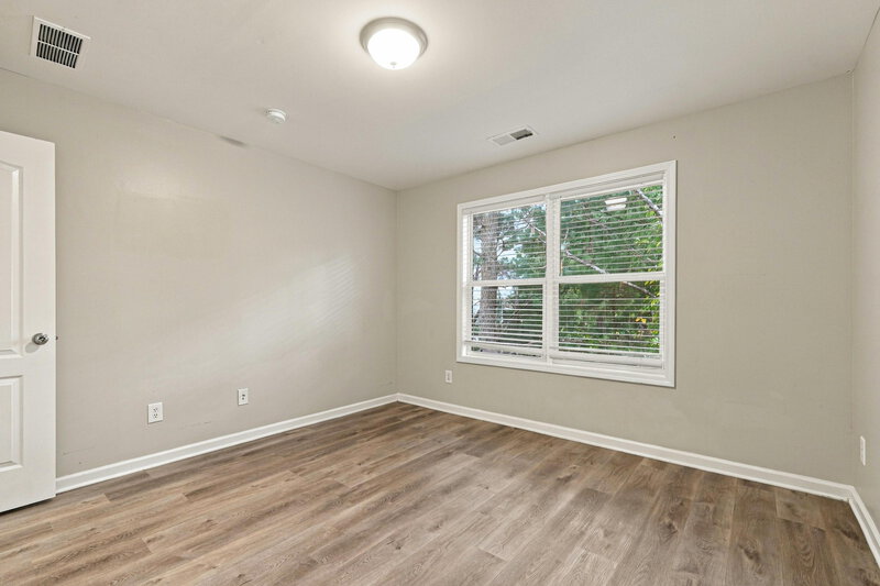 2,000/Mo, 1521 Lily Valley Dr Lawrenceville, GA 30045 Bedroom View