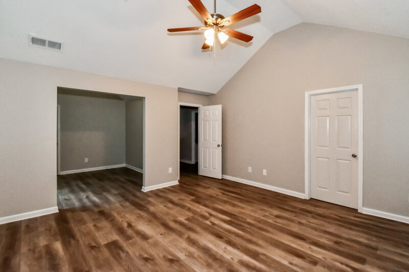 2,030/Mo, 5853 Little River Rd College Park, GA 30349 Main Bedroom View