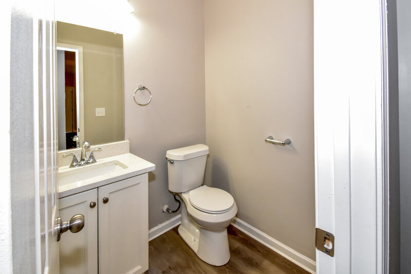 2,030/Mo, 5853 Little River Rd College Park, GA 30349 Bathroom View