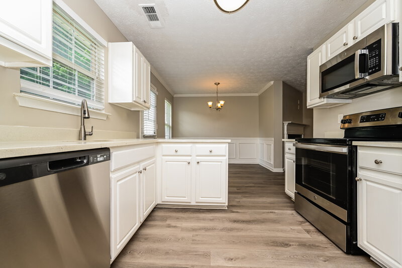 2,215/Mo, 2503 Brookgate Way Ellenwood, GA 30294 Kitchen View