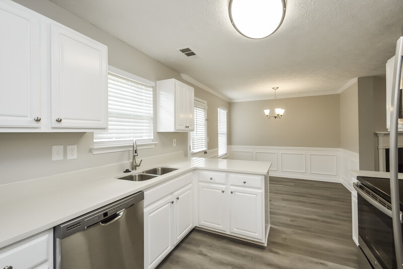 3,180/Mo, 2503 Brookgate Way Ellenwood, GA 30294 Kitchen View 2