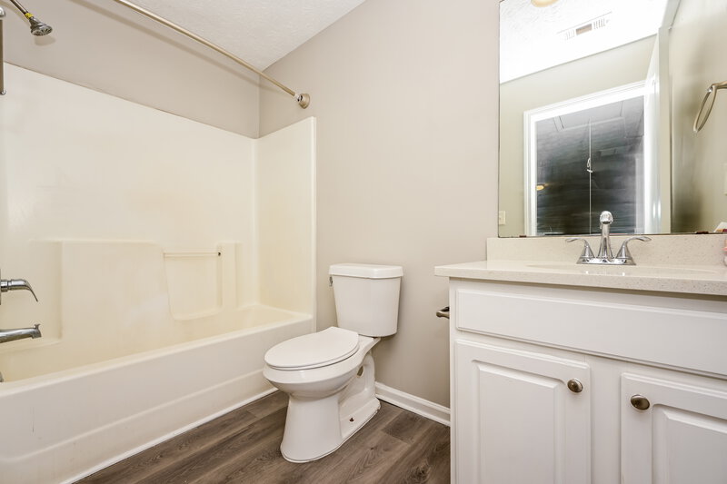 2,215/Mo, 2503 Brookgate Way Ellenwood, GA 30294 Bathroom View