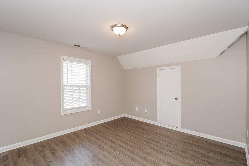 2,440/Mo, 5639 Waldens Farm Dr Powder Springs, GA 30127 Main Bedroom View