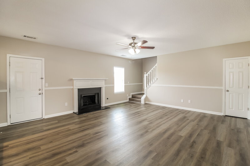 3,430/Mo, 6243 Sayler Park Drive Lithonia, GA 30058 Living Room View
