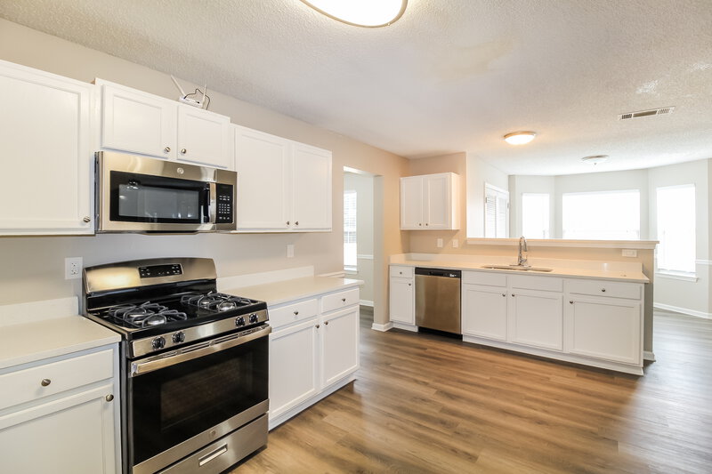 3,430/Mo, 6243 Sayler Park Drive Lithonia, GA 30058 Kitchen View