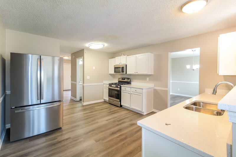 3,430/Mo, 6243 Sayler Park Drive Lithonia, GA 30058 Kitchen View 2