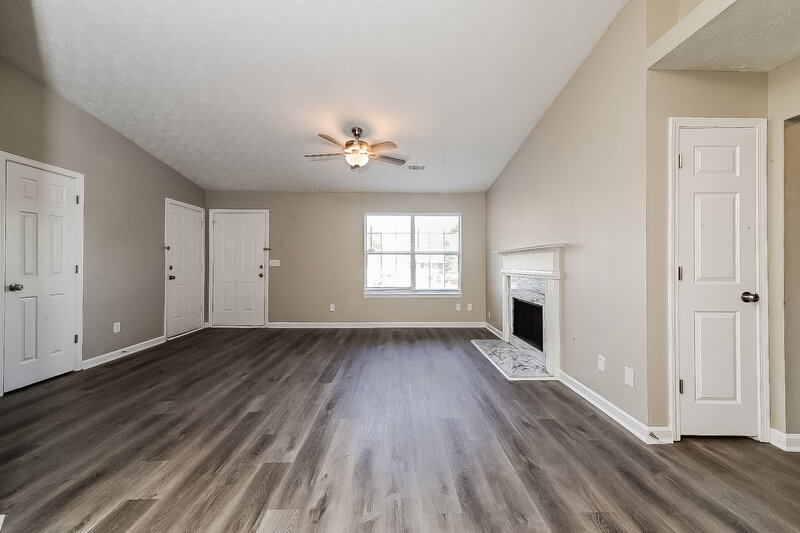 1,935/Mo, 9565 Canvasback Ct Jonesboro, GA 30238 Living Room View 2