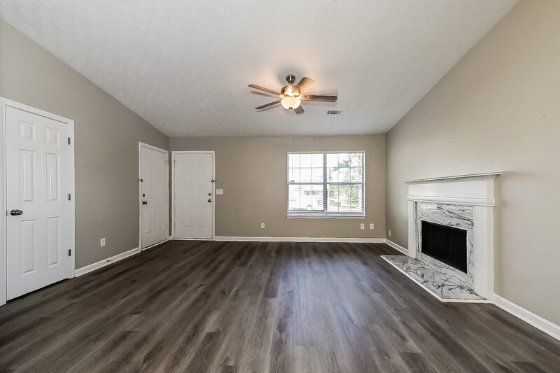 1,935/Mo, 9565 Canvasback Ct Jonesboro, GA 30238 Living Room View 3