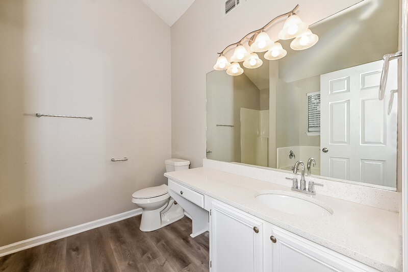1,935/Mo, 9565 Canvasback Ct Jonesboro, GA 30238 Main Bathroom View