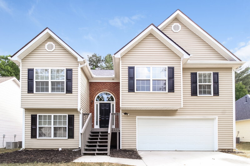 3,120/Mo, 1374 Stephens Pond Vw Loganville, GA 30052 Front View
