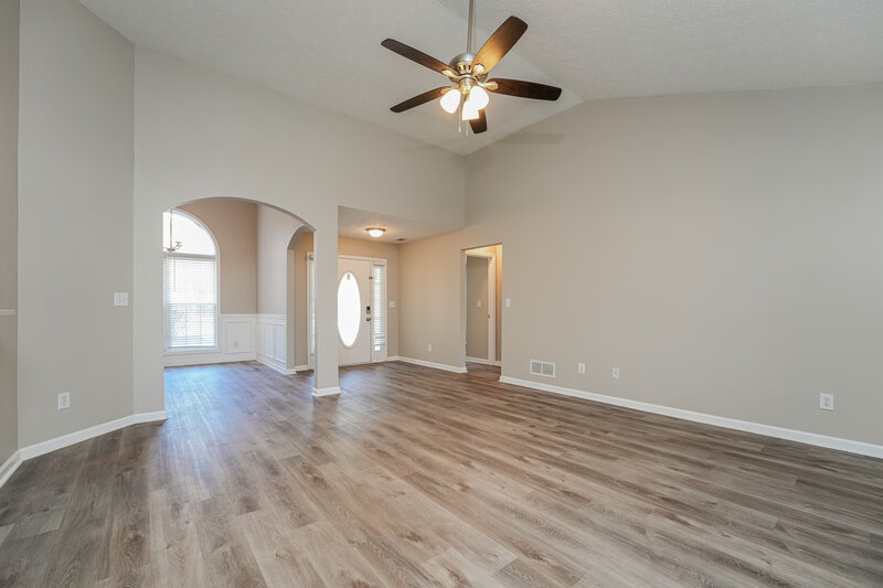 1,895/Mo, 725 Loblolly Ln Winder, GA 30680 Living Room View 2