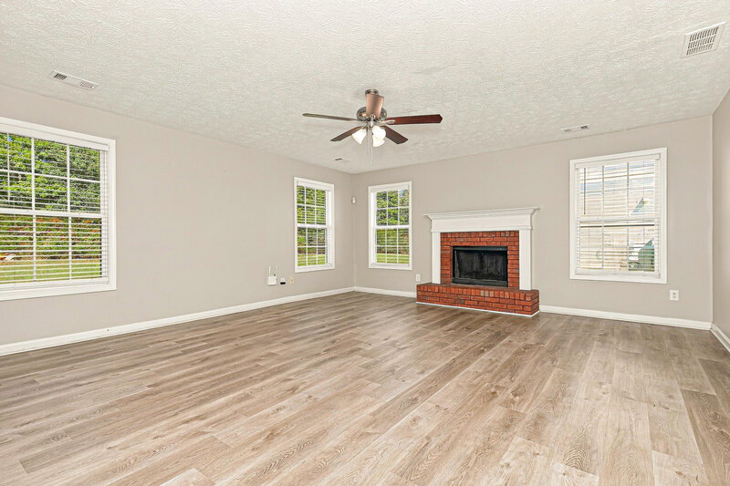 2,135/Mo, 1137 Bowlin Dr Locust Grove, GA 30248 Family Room View