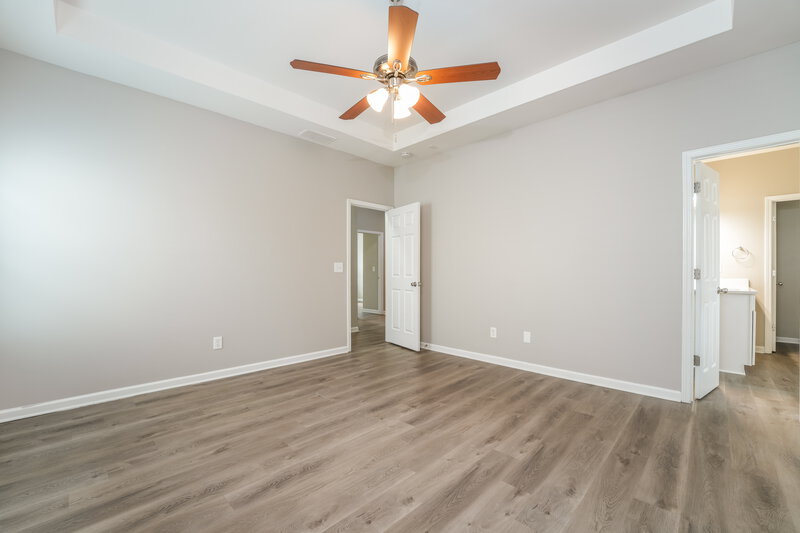 1,900/Mo, 4014 Haworth Pkwy McDonough, GA 30253 Main Bedroom View 2