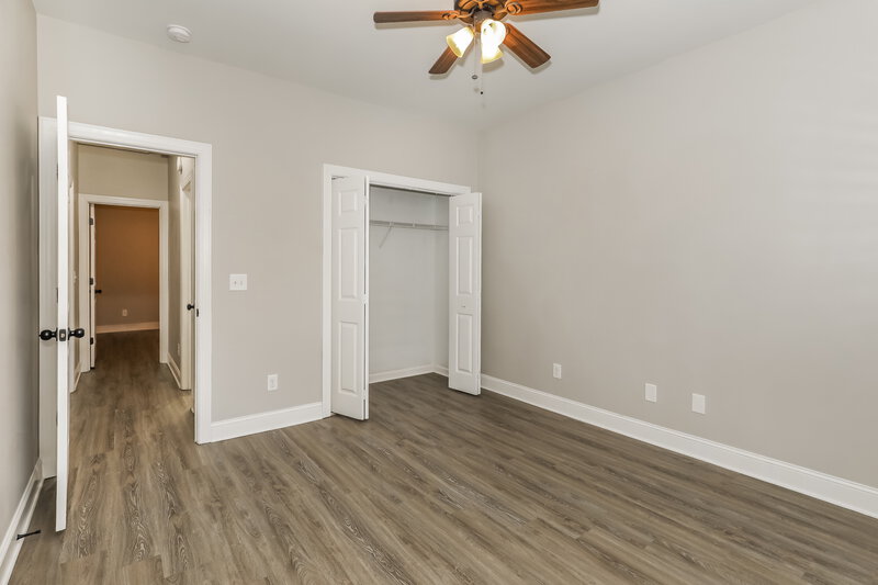 2,100/Mo, 165 Spring Cir Senoia, GA 30276 Bedroom View