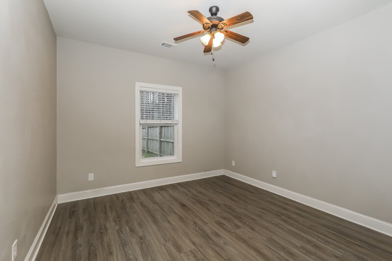 2,100/Mo, 165 Spring Cir Senoia, GA 30276 Bedroom View 2