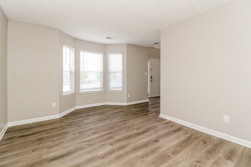 2,605/Mo, 7023 Red Maple Ln Lithonia, GA 30058 Living Room View