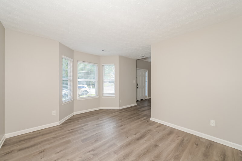 2,515/Mo, 7023 Red Maple Ln Lithonia, GA 30058 Living Room View