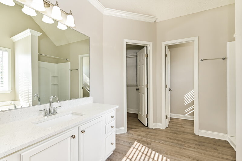 3,020/Mo, 130 Bridgemill Dr Hampton, GA 30228 Main Bathroom View