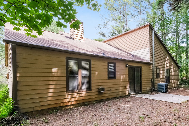 2,040/Mo, 319 Knollwood Ln Woodstock, GA 30188 Rear View