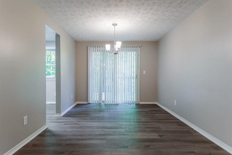 2,215/Mo, 5099 Stone Trce Stone Mountain, GA 30083 Dining Room View