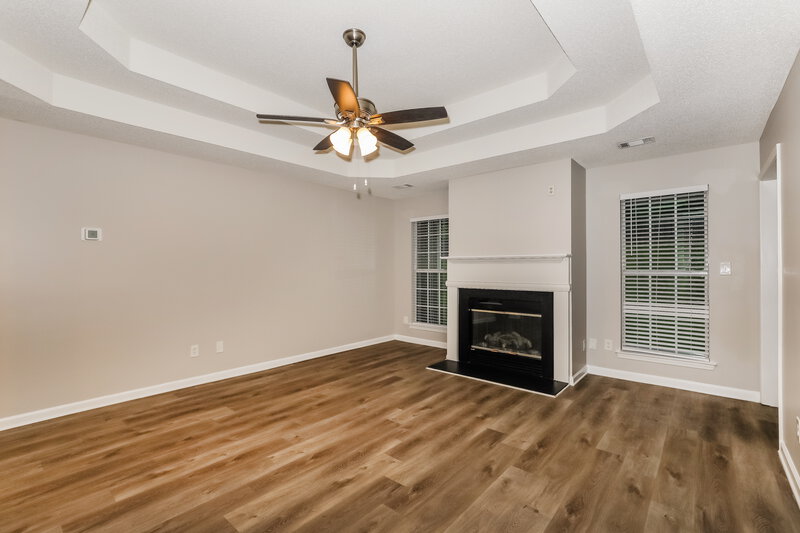 2,510/Mo, 5567 Katherine Village Dr Ellenwood, GA 30294 Living Room View 2