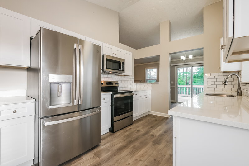 2,555/Mo, 2579 Marleigh Farm Rd NW Kennesaw, GA 30152 Kitchen View
